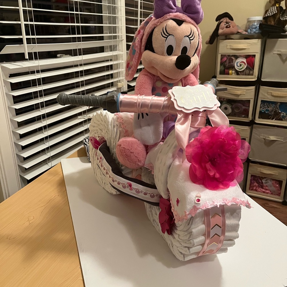 Mini Mouse Diaper Cake/Trike